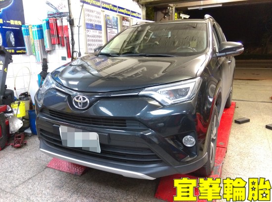 TOYOTA RAV4 SELENIA 5W30
