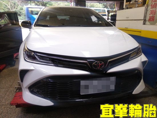 Toyota Corolla Altis GR SPORT Ravenol EFS 0W20 輪胎對調