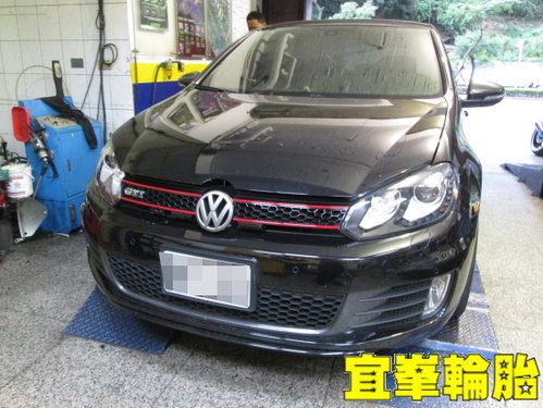 GOLF GTI 輪胎漏氣 輪胎對調