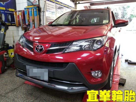 TOYOTA RAV4 SELENIA 5W40