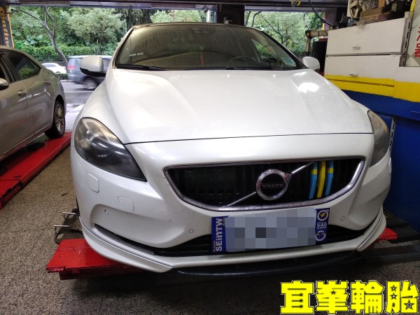 VOLVO V40 T5 Goodyear ASYM-5 F1 Asymmetric-5 225/40/18 胎圈最佳化平衡 3D四輪定位