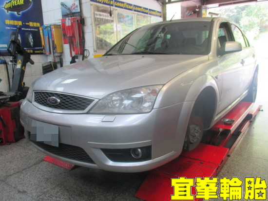 Ford Mondeo ST220  自備很多零件跟換  底盤異音的曙光~