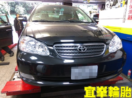 TOYOTA ALTIS  SELENIA 5W40 輪胎對調