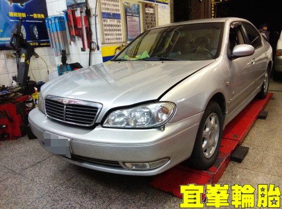 NISSAN CEFIRO SELENIA 5W40 輪胎對調