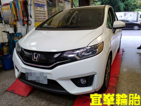 HONDA FIT BOHENG陶瓷競技前來令極致安裝 TUTELA TOP 4/S 煞車油脈衝式更換