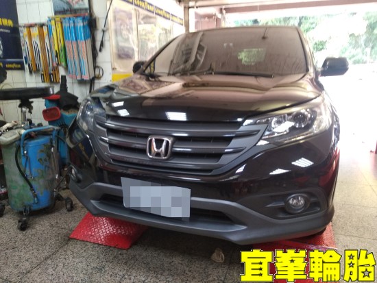 HONDA CR-V SELENIA 5W40 輪胎對調
