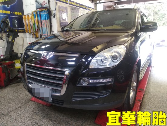 Luxgen 7 SUV  自備機油保養 輪胎對調 引擎空氣濾芯更換