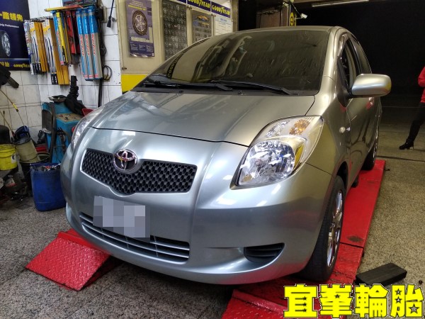 TOYOTA YARIS ABS燈亮 後輪軸承更換