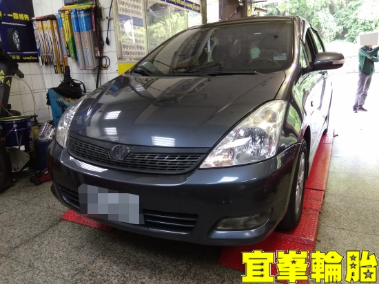 TOYOTA WISH 引擎抖動檢查 自備機油保養 輪胎對調