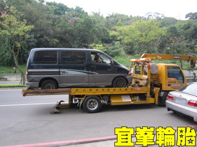 HIACE 國道驚魂!