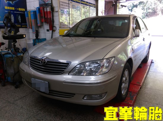 TOYOTA CAMRY SELENIA 5W40 底盤異音 前平衡桿橡皮更換