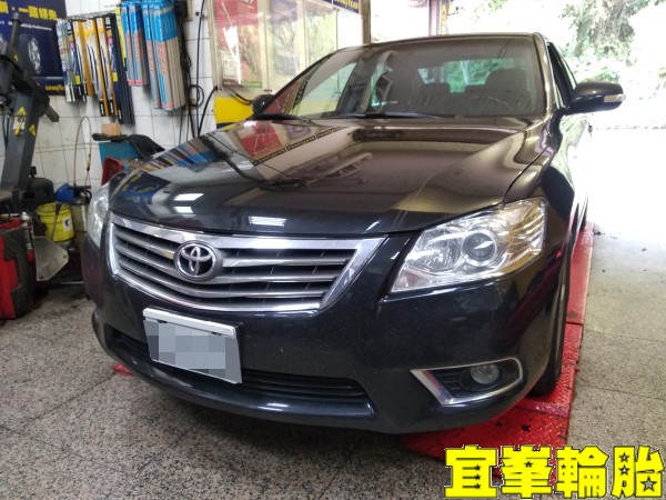 TOYOTA CAMRY SELENIA 5W40 輪胎對調 GS75D23L 更換