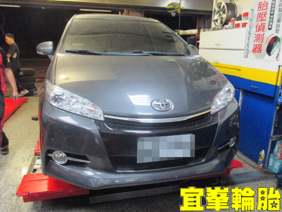 TOYOTA WISH Assurance TripleMax 195/65/15 3D四輪定位