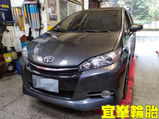 TOYOTA WISH SELENIA 5W40  AMARON 65B24LS  Goodyear EfficientGrip Performance 2 205/55/16 3D四輪定位