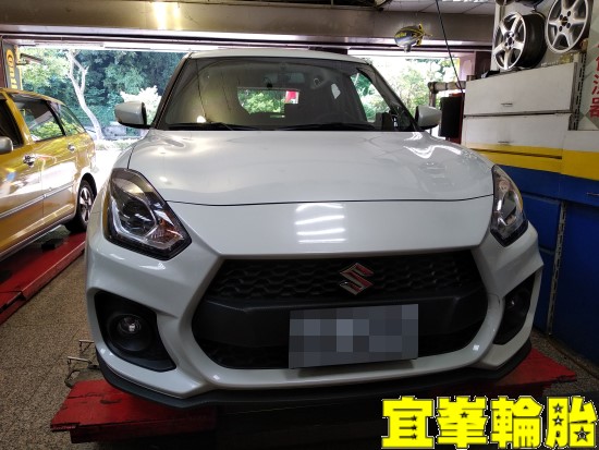 SUZUKI SWIFT Sport  Goodyear EfficientGrip Performance 205/50/17 3D四輪定位