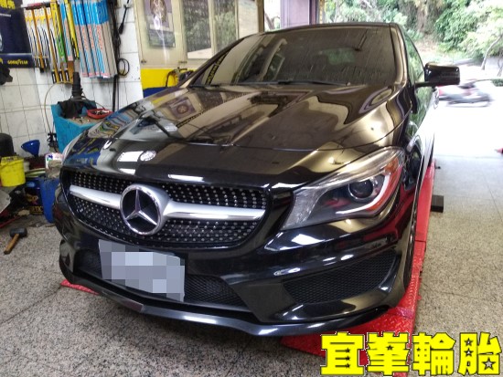 Mercedes-Benz CLA250 W117 高速煞車抖動 碟盤車銷研磨