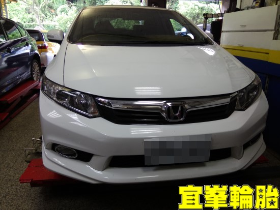 HONDA CIVIC 喜美九代 PS4 205/55/16  3D四輪定位 HUNTER GSP9700 輪胎平衡機校正