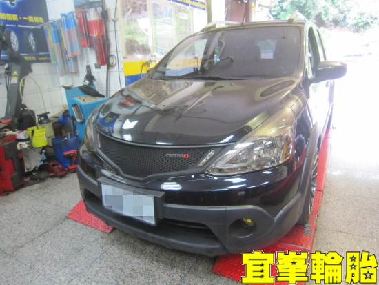 NISSAN LIVINA SELENIA 10w40