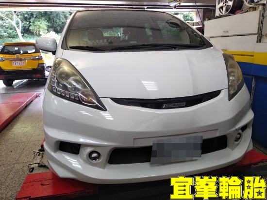 HONDA FIT SELENIA 0W30 輪胎對調 極致胎圈平衡