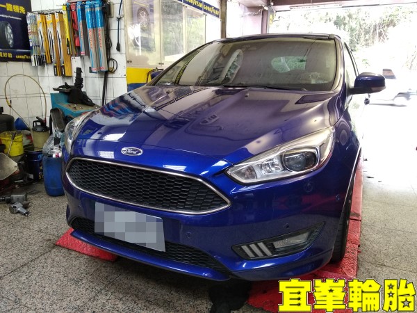 FORD FOCUS Ravenol VFE 5W20 輪胎對調
