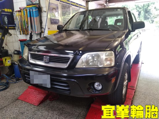 HONDA CR-V 車輛行駛異音 輪胎軸承檢查 輪胎跳花變形
