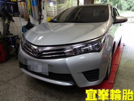 TOYOTA ALTIS SELENIA 5W40 輪胎對調