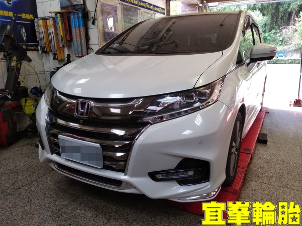 Honda Odyssey Yokohama BluEarth-ES ES32 215/55/17 3D四輪定位