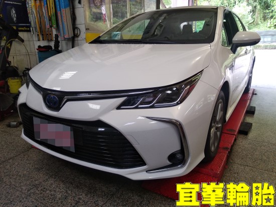 Toyota Corolla Altis hybrid Ravenol EHS 0W20 輪胎對調