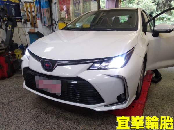 Toyota Corolla Altis hybrid Ravenol VSE 0W20 輪胎對調
