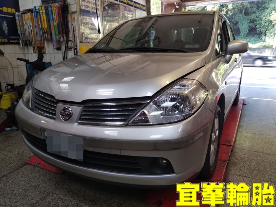 NISSAN TIIDA SELENIA 5W40 輪胎對調