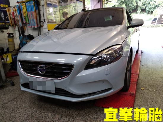 VOLVO V40  SELENIA 5W30