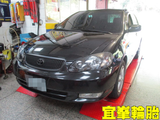 TOYOTA ALTIS 自備機油 煞車油跟換  輪胎對調