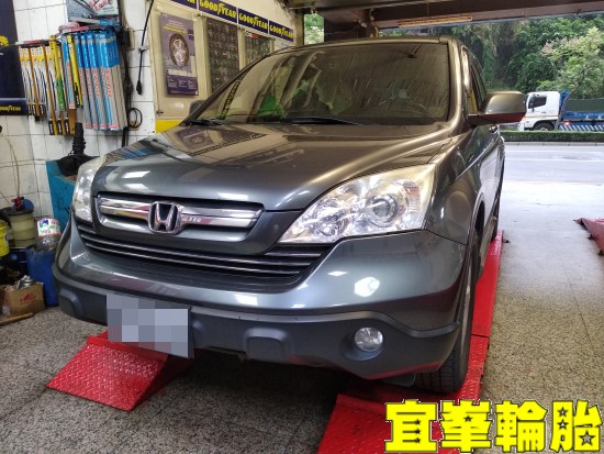 HONDA CR-V 後輪軸承更換 Goodyear EfficientGrip Performance SUV 225/65/17 3D四輪定位