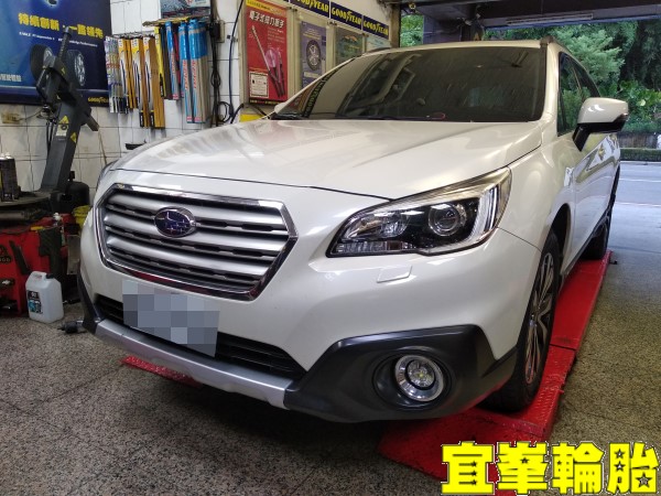 Subaru Outback SELENIA 5W40