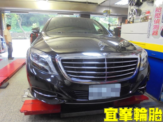 Mercedes-Benz S400 W222 Goodyear Eagle Ls-2 RunOnFlat 245/50/18 3D四輪定位
