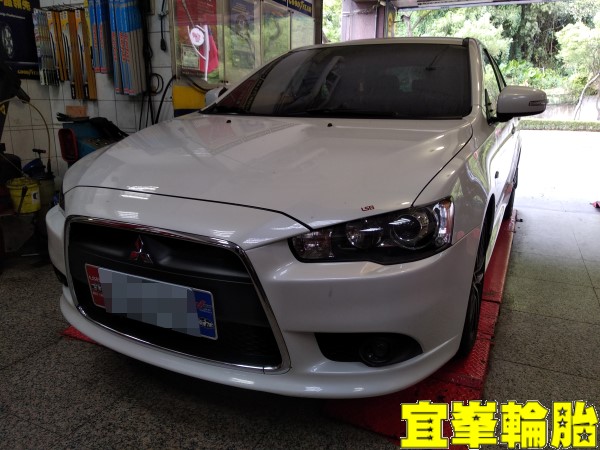 Mitsubishi Lancer Sportback BOHENG陶瓷競技後來令極致安裝