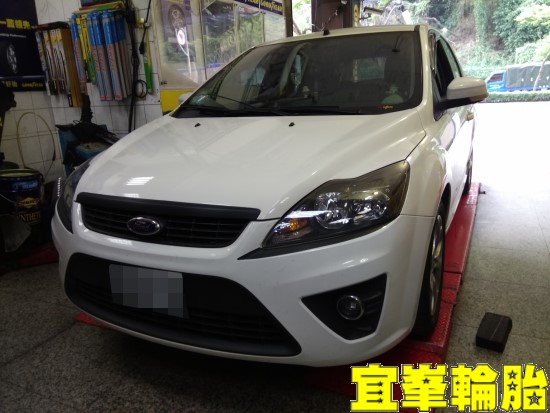 FORD FOCUS  極致胎圈平衡 3D四輪定位