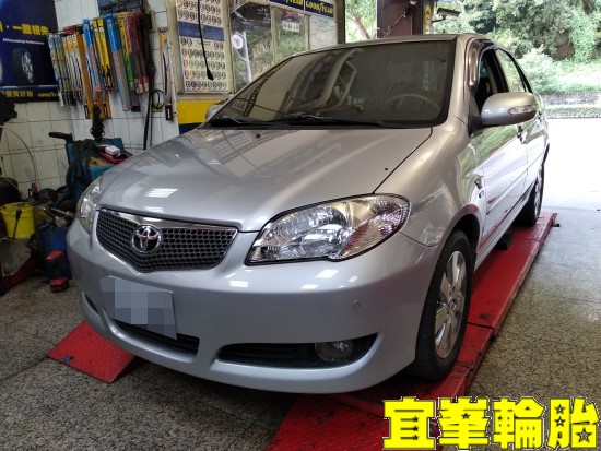 TOYOTA VIOS SELENIA 10W40 輪胎對調