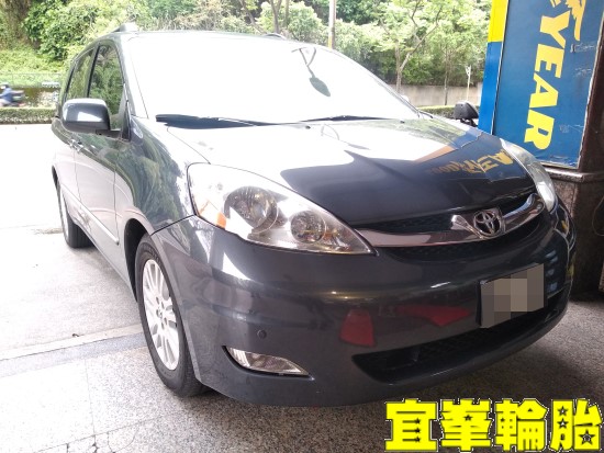 TOYOTA SIENNA 節溫器更換 GRO 50% 水箱精更換