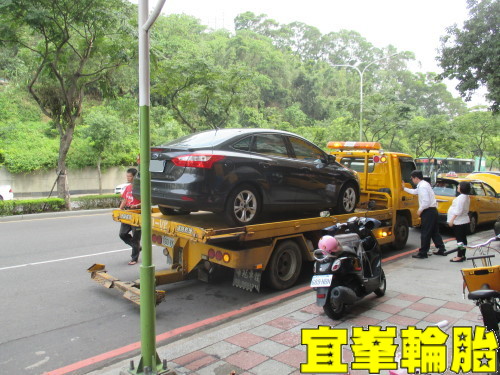 FORD NEW FOCUS  Assurance TripleMax 205/60/16 ORO W410 TPMS極致安裝 胎圈最佳化平衡 3D四輪定位