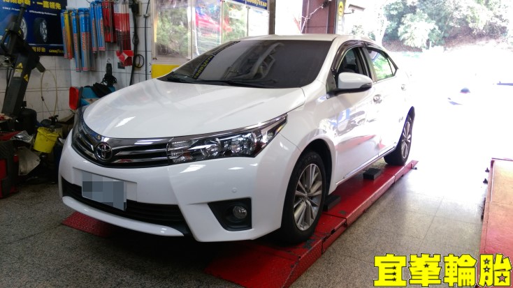 TOYOTA ALTIS Goodyear Assurance TripleMax 205/55/16 胎圈最佳化平衡 3D四輪定位