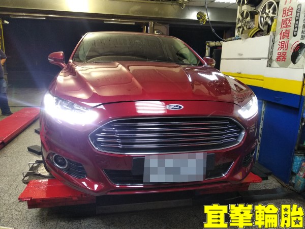 Ford Mondeo TDCI 3D四輪定位