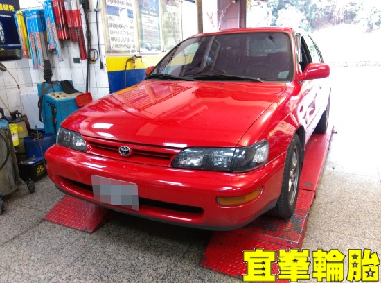TOYOTA COROLLA SELENIA 5W40 SWD DIII 輪胎對調