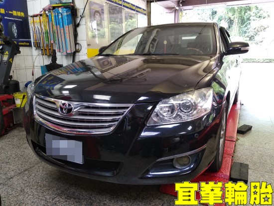 TOYOTA CAMRY 輪胎變形 Yokohama BluEarth-ES ES32 215/55/17 SELENIA 5W40 四輪定位