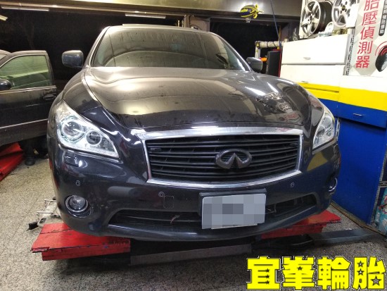 INFINITI M25 Goodyear ASYM-3 F1 Asymmetric-3 245/45/18