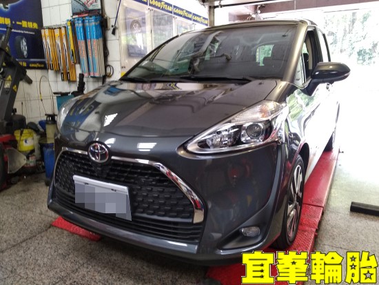 TOYOTA SIENTA ORO W410 OE螢幕安裝