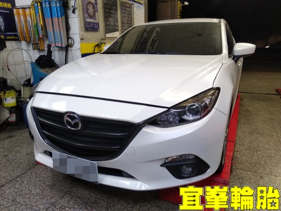 Mazda All-new Mazda3  KYB New SR 藍筒避震器安裝 3D四輪定位