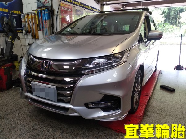 Honda Odyssey Pirelli Cinturato P7(P7C2) 防穿刺 215/55/17 胎圈最佳化平衡 3D四輪定位