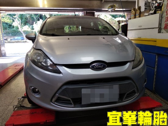 FORD FIESTA 自備來令片極致安裝 碟盤車銷研磨