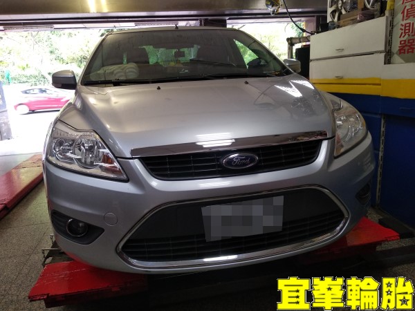 FORD FOCUS SELENIA 5W30 輪胎對調